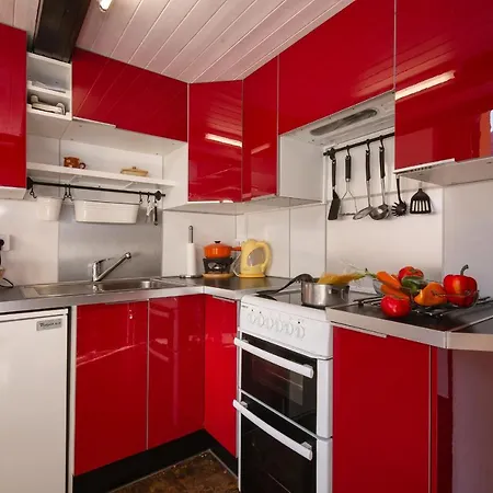 Sainte-foy-l'argentiere Sleeps 6 Appartamento *